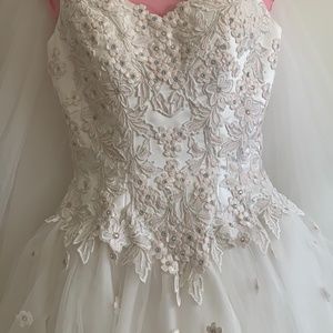 Gown-Wedding, Quinceanera, Sweet Sixteen, Prom